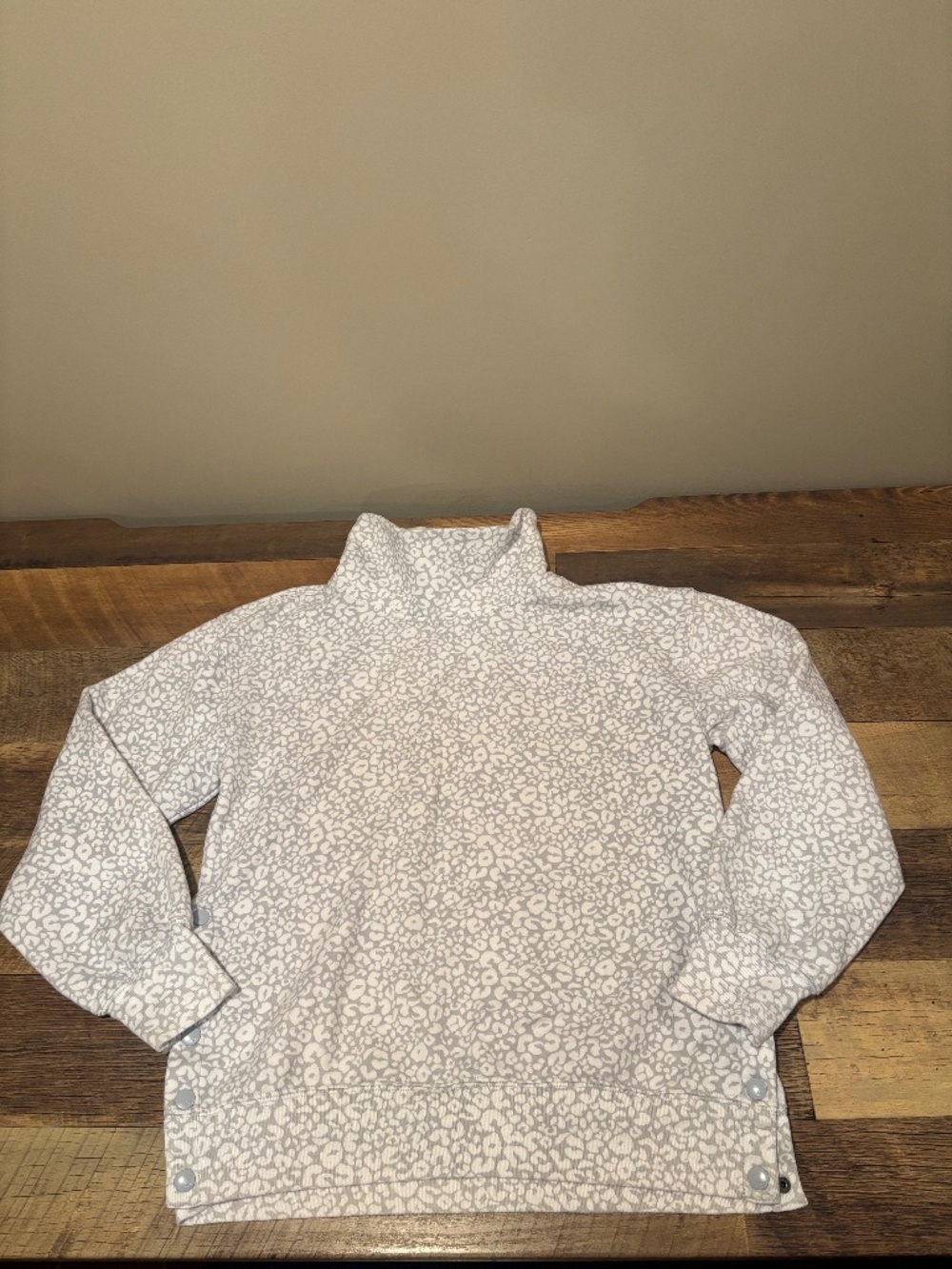 abercrombie and fitch side snap funnel neck pullover sweater size medium soft